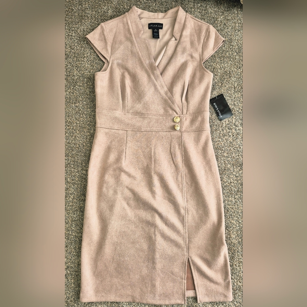 Elegant Tan Sleeveless Dress